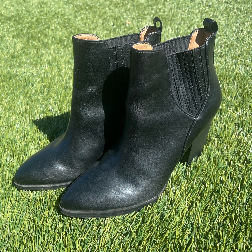 Indigo Onita Black Ankle Boots Like New/Size 6.5 M/Excellent Condtion - Picture 2 of 5